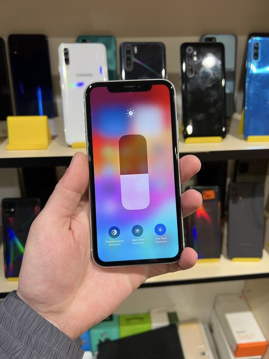 Apple iPhone XR 128GB Neverlock