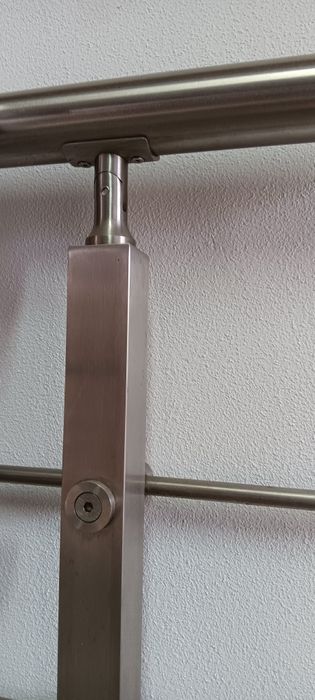 Grade/Corrimão em Inox - 68 cm