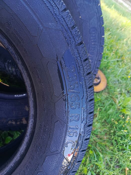 Opony  Continental 235/65/16C