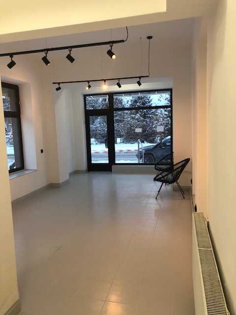 Atrakcyjny lokal uslugowy po remoncie, parter, Orkana 15, na wynajem