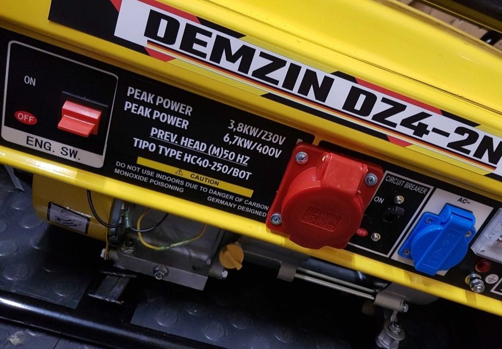 Nowy mocny agregat prądotwórczy (benzynowy) DEMZIN D24-2N