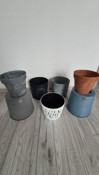 Doniczki plastikowe NOWE