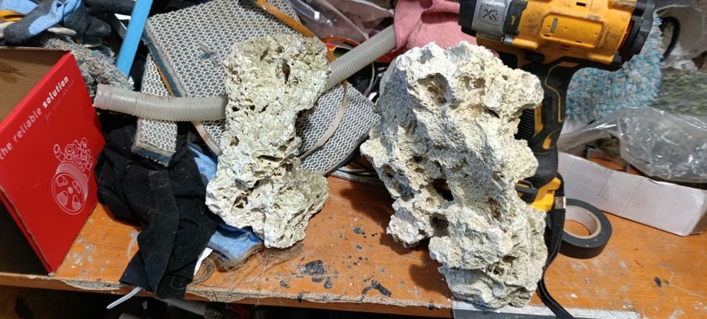 Wapień filipiński i serpentynit zielony