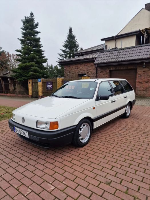 Volkswagen Passat Passat b3 2.0 benzyna automat klimatyzacja orginalny lakier bez rdzy