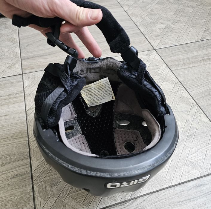 Лижний / сноубордичний шолом Giro Fuse (Розмір M, 55.5-59 см)Оригінал