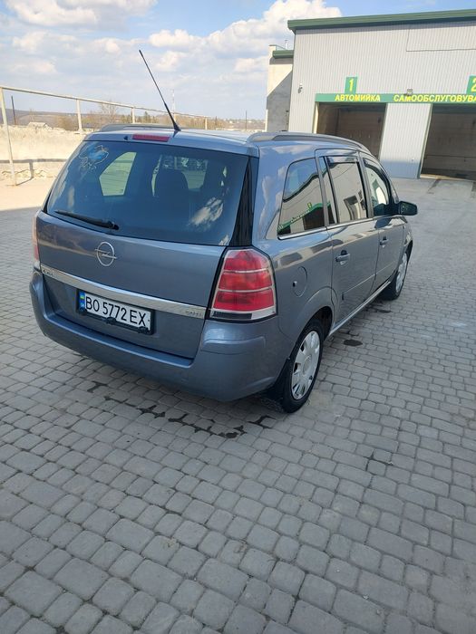 Opel Zafira b 1.9ctdi 2005 рік