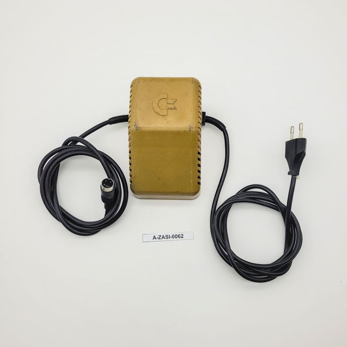 Zasilacz Commodore C64 / C128 (Transformator ismet)