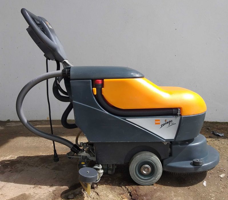 Maszyna Taski SWINGO 450 B jak nowa !!!