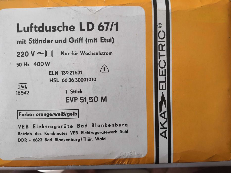 Suszarka składana w etui, firmy AKA ELECTRIC (DDR) z 1995 roku.