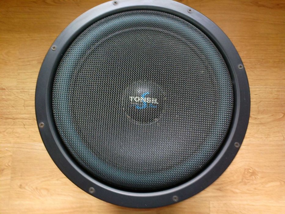 TONSIL Tuba Subwoofer TWM 2301. 250W do auta