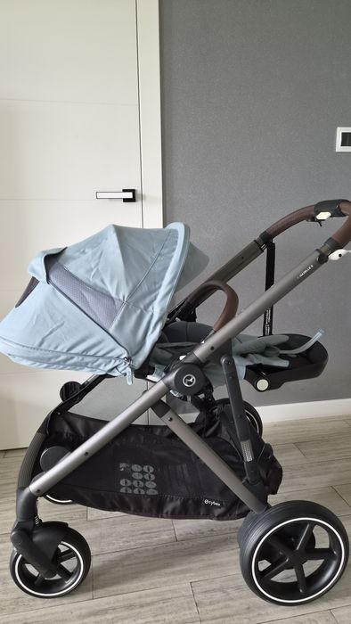 Cybex Gazelle S elektryczny wózek rok po roku, bliźniaczy