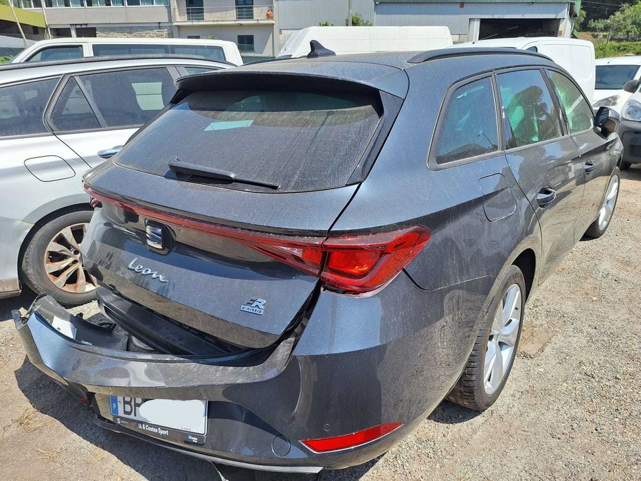 SEAT Leon ST 1.5 e-Hybrid FR DSG