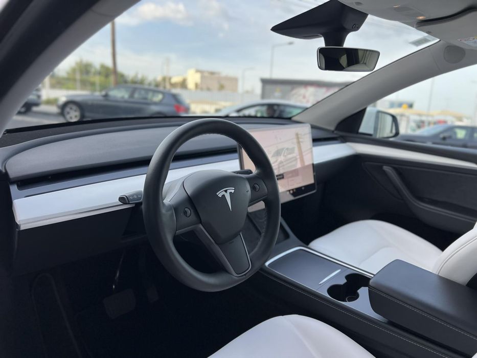 Tesla Model Y Long Range Tração Integral