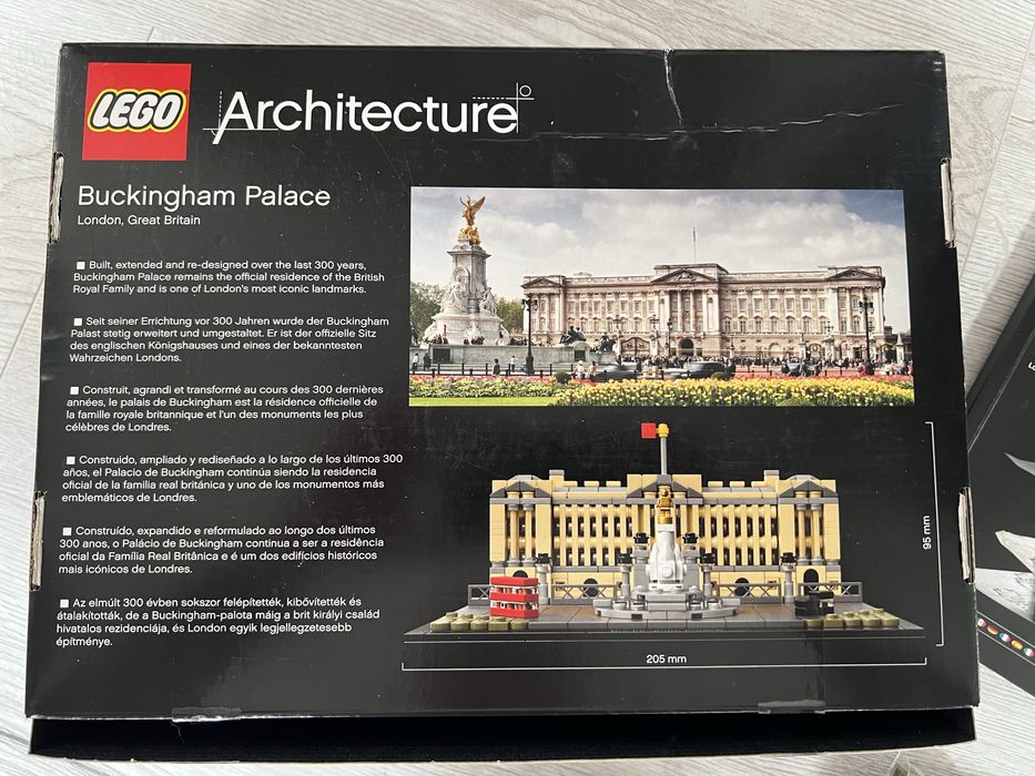 LEGO Architecture 21024 Louvre