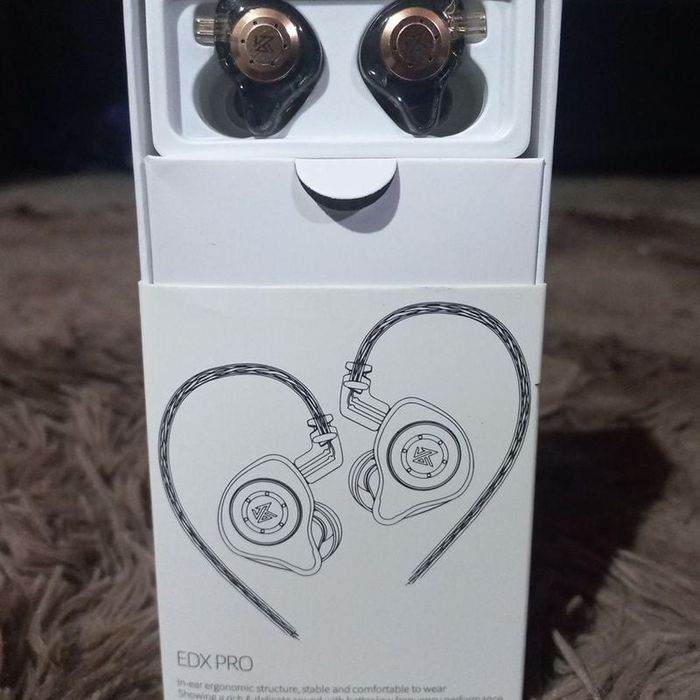 Auriculares com fios KZ EDX PRO X