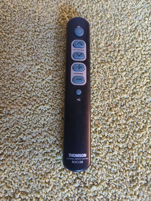Oryginalny Uniwersalny Pilot THOMSON Roc130