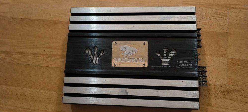 Amplifiers and Self-Powered Speakers64284518984577121