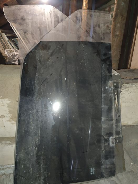 Стёкла BMW e21 .