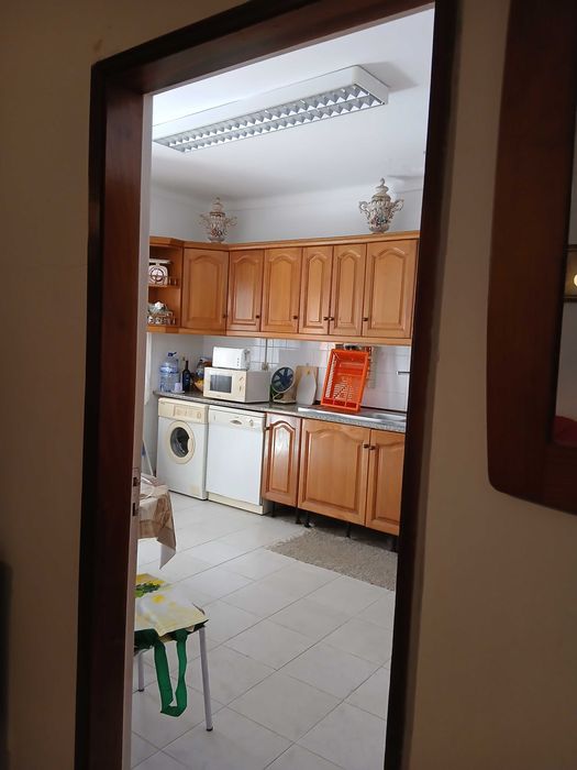 Arrenda-se Casa T2 Vila Real de Santo António 1000€ por mês de Setembro a Junho
