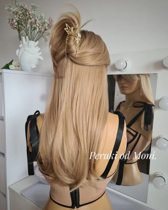 Peruka ciepły blond