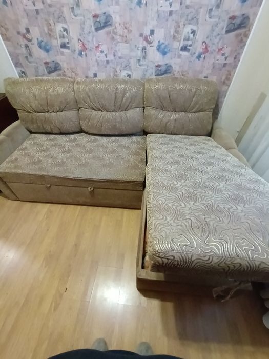 Угловой раскладной диван