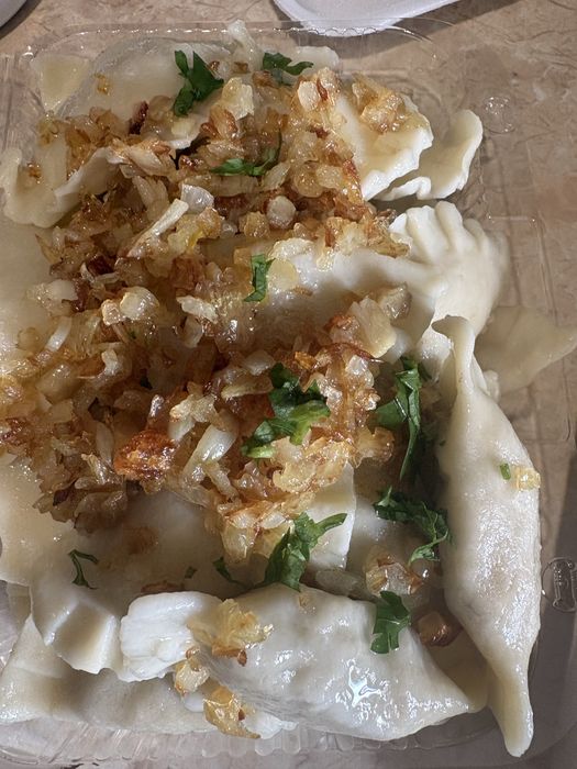 Pierogi Naleśniki Krokiety Gołąbki rogaliki drozdżowe