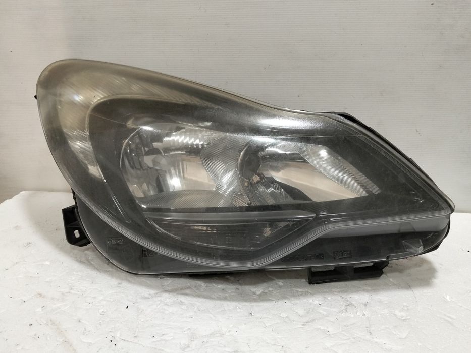 Farol Opel corsa D ótica facelift 2013 direita