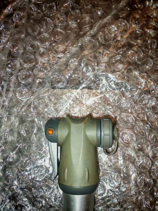Kompaktowa pompka rowerowa Topeak Pocket Rocket