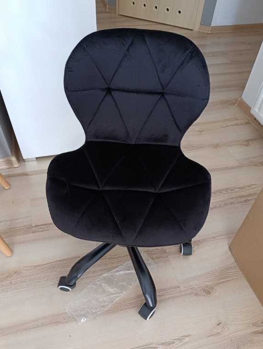 кресло комьютерное diamond крісло на колесах офісне для б'юті майстра