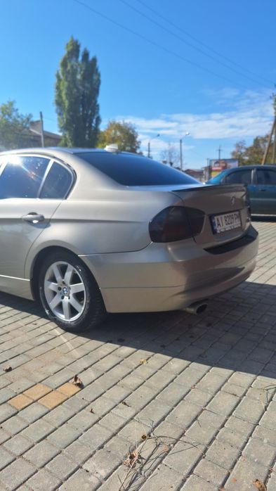 BMW 320I E90 2008 року