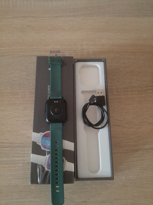 Продам Смарт Часы.