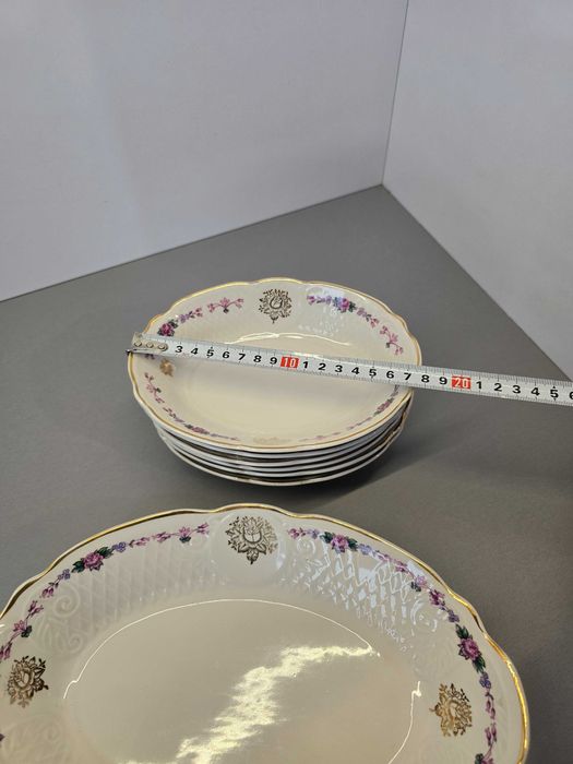Stara Porcelana lata 60-te zestaw salaterek Korosten 6 plus 1.