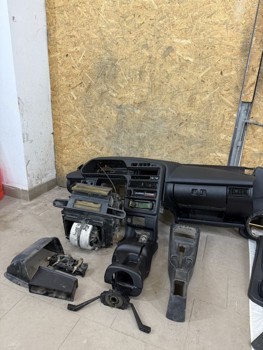 Торпедо ВАЗ 2115 повна комплектація