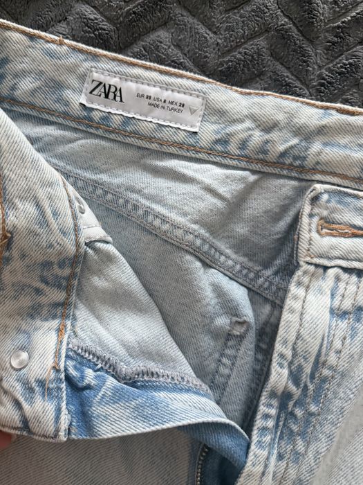 Джинси Zara в 38 розмірі