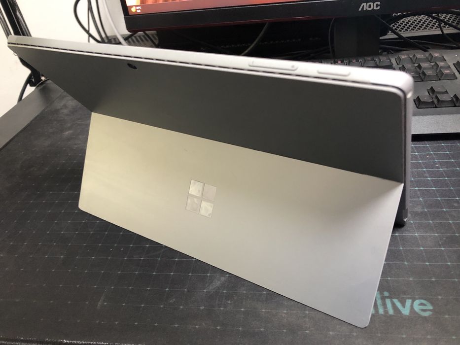 Microsoft Surface Pro 7 12.3"64298101671682123