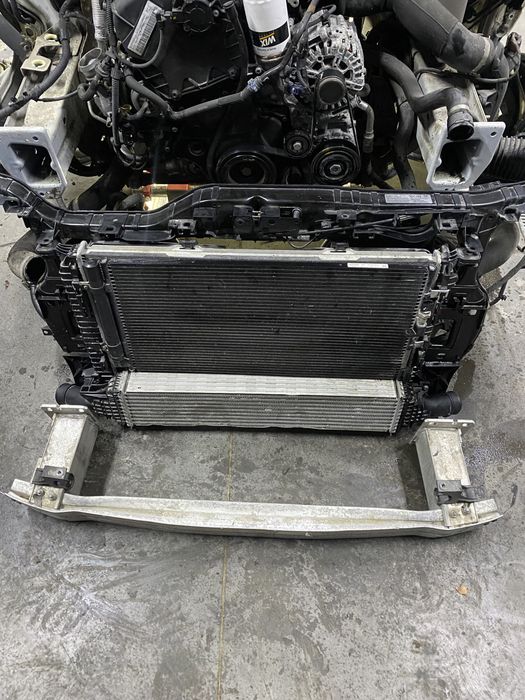 Касета передня панель радіатори підсилювач audi A4 B8 A5 Q5 А4 В9