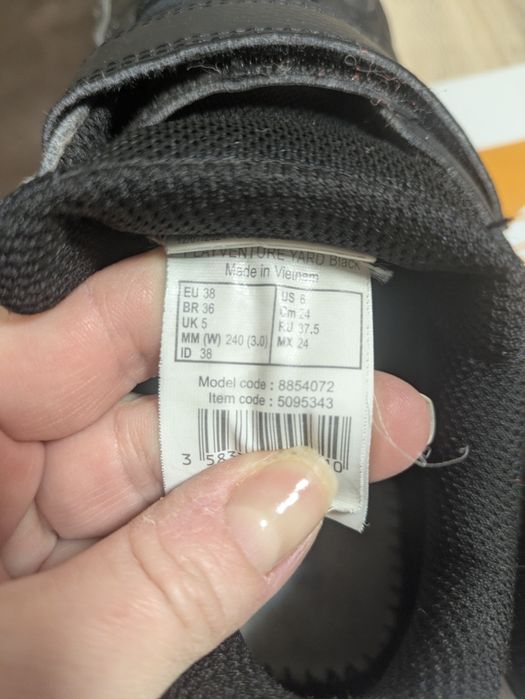 Кросівки Decathlon 25см