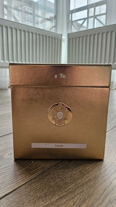 коробка від парфумів Sirrah Tiziana Terenzi з підсвіткою