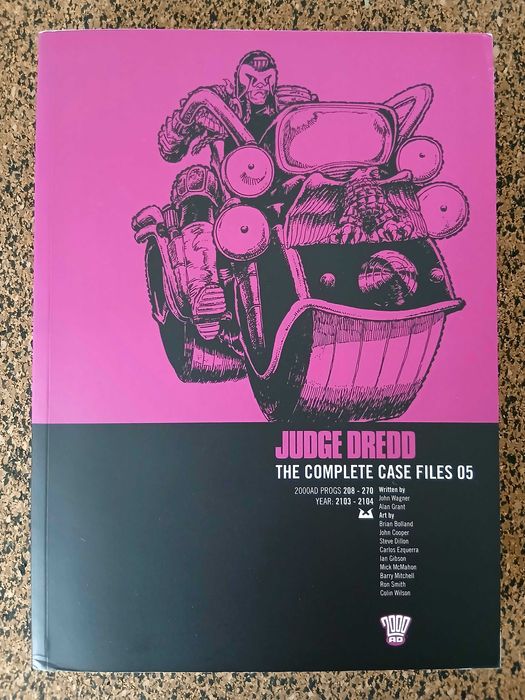 BD - Judge Dredd: The Complete Case Files 05
