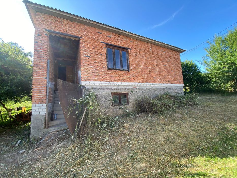 Продається будинок 120 м2 з земельною ділянкою 12 соток