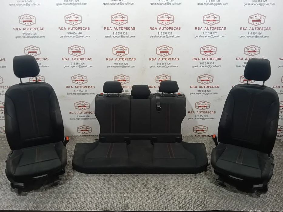 Conjunto de Bancos BMW Série 1 F20 LCI Sport em Tecido Original