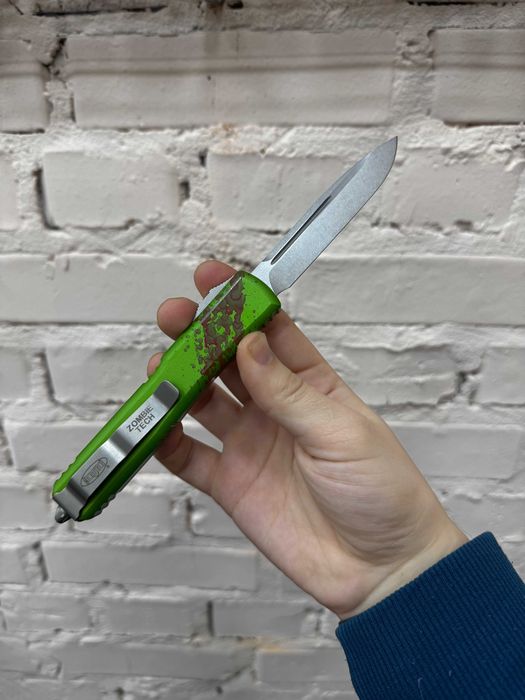 Ніж Microtech Ultratech Single Edge Zombie Tech Stonewash 121-10Z
