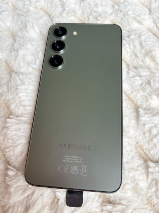 Samsung S 23  128/8 gb