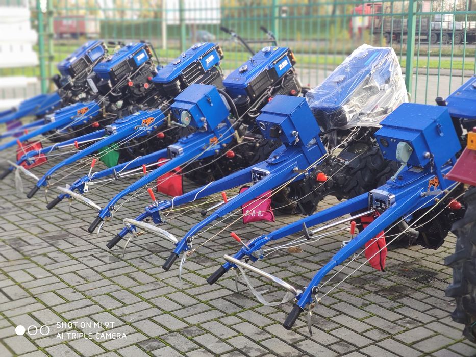 Зубр 8 кс +фреза мотоблок