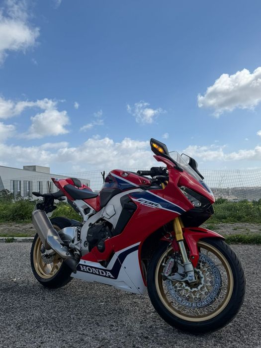 Honda cbr 1000rr SP2 25th edition