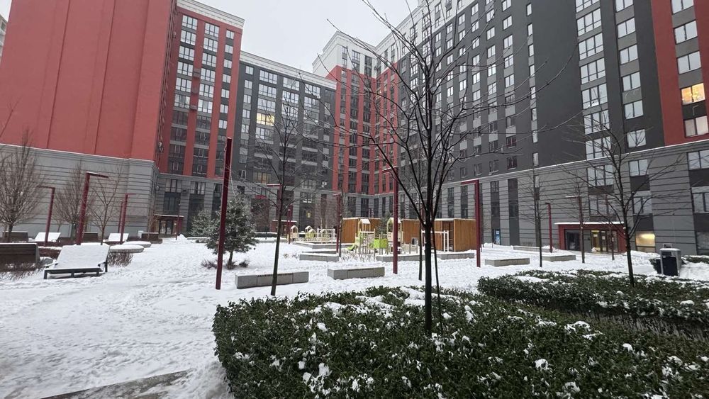 Видова квартира в заселеному сучасному ЖК. Терміново