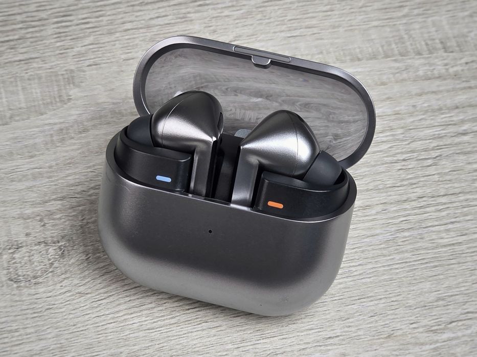Бездротові навушники Samsung Galaxy Buds3 Pro Silver (SM-R630)