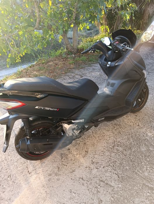 Scooter sym 125 GTS SPORT