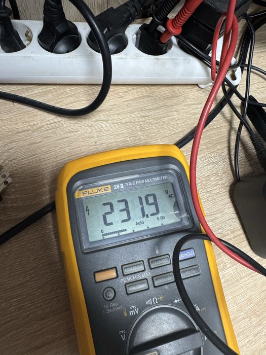 Fluke 28 II Мультиметр