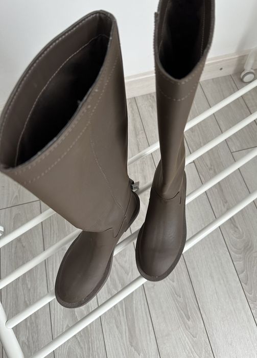 чоботи стильні прорезинові 
артикул 3001/911/100